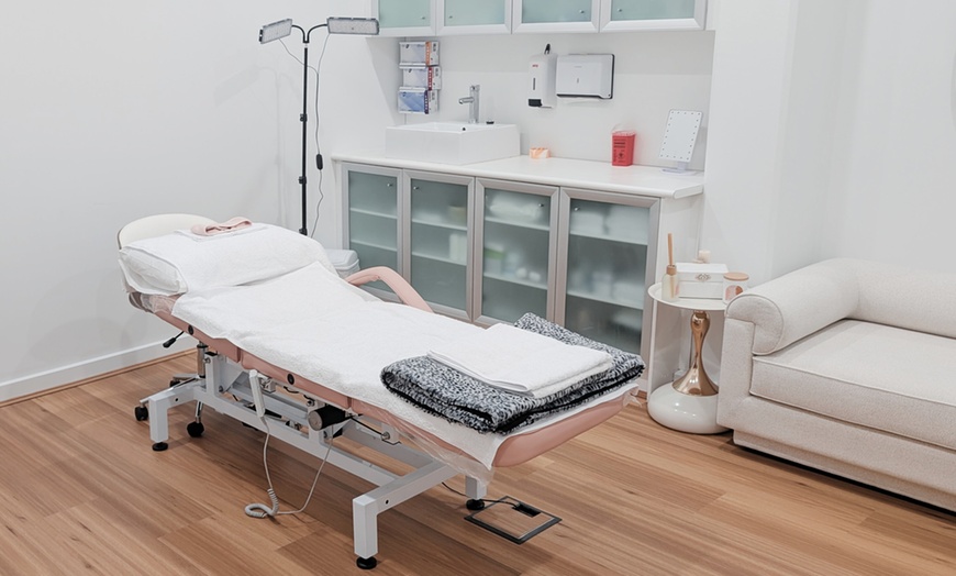 Image 4: Brightening Vitamin C Facial and Men’s Facials -One or Two Sessions