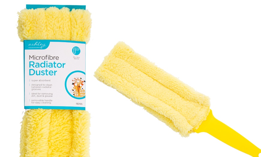 Image 3: Microfibre Radiator Duster
