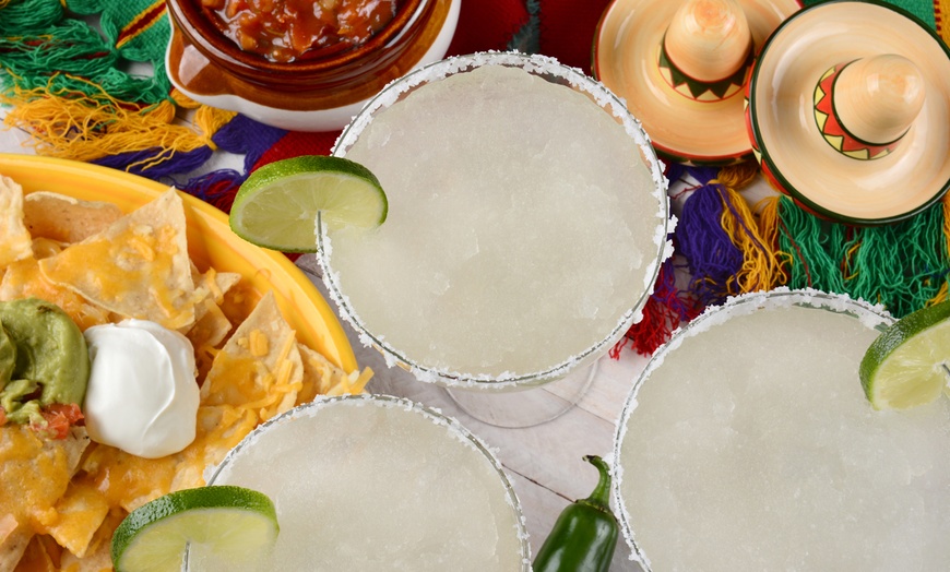 Image 2: Karibische Tanznächte - Salsa, Bachata, Cocktails & Candlelight Flair