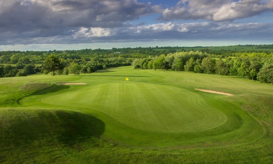 Image 2: 18 Holes of Golf With Meal