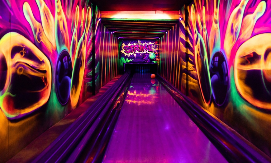 Image 2: Bowling with Snack Box and Soft Drink at The Executive Lounge