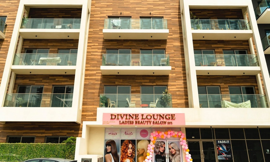 Image 3: Beauty Services at Divine Beauty Lounge