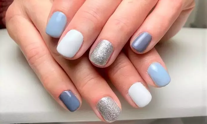 Presume de uñas ideales: 1 o 2 sesiones de manicura, pedicura o ambas