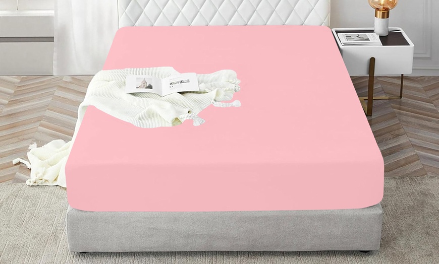 Image 15: Sábana bajera con esquinas