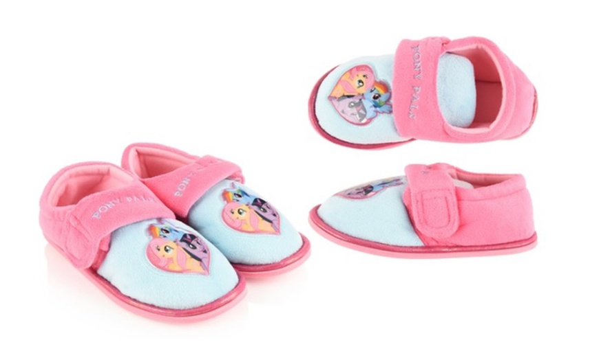 Image 5: Girls' Character Slippers