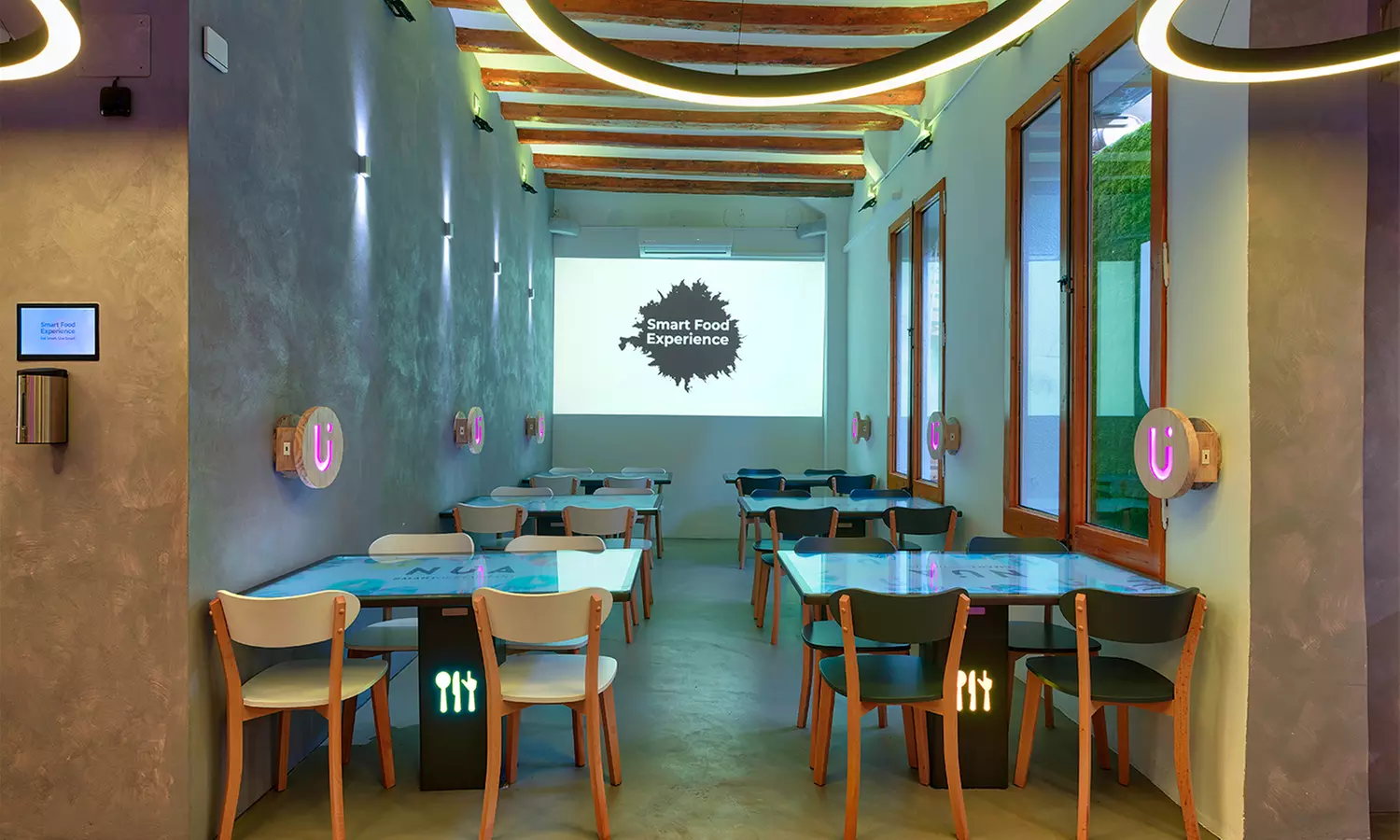 Menú fusión para 2 personas con entrante, principal, postre y bebida