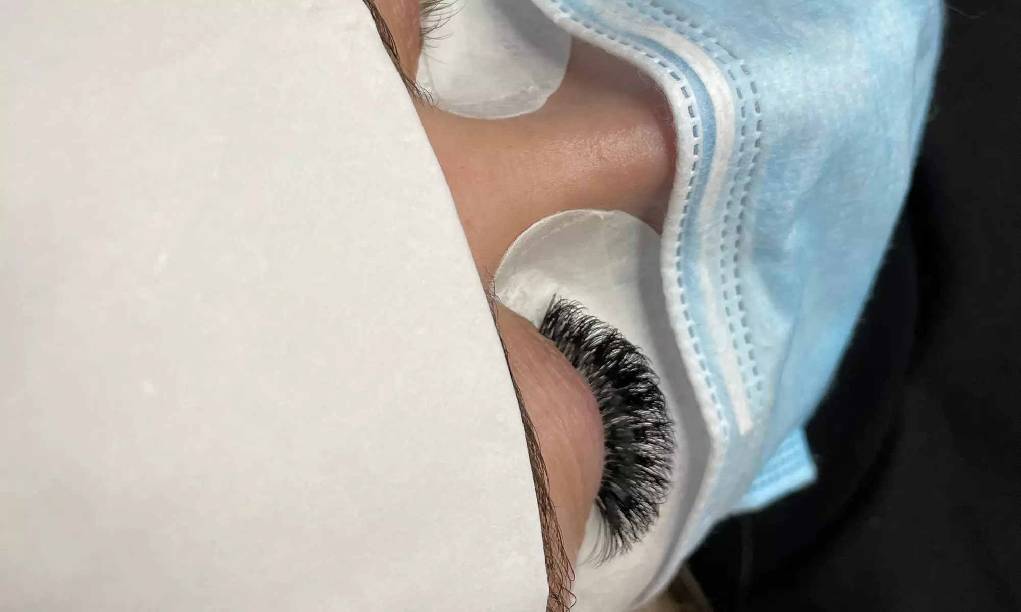 Wimpernverlängerung mit 2D- oder 5D-Technik opt. inkl. Refill