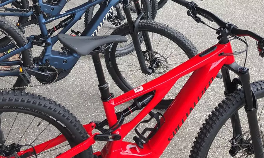 Lucca: camera o chalet Classic con colazione, cena e E-bike