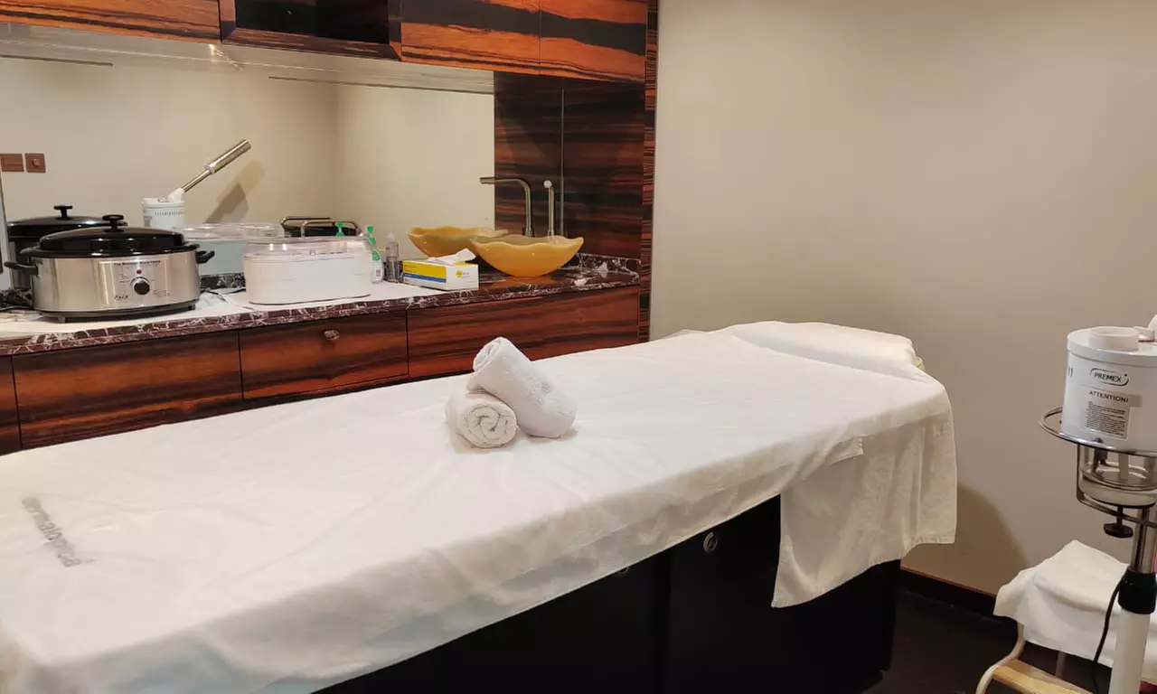 Foot Or Hand Spa Treatment at Adrian D Salon