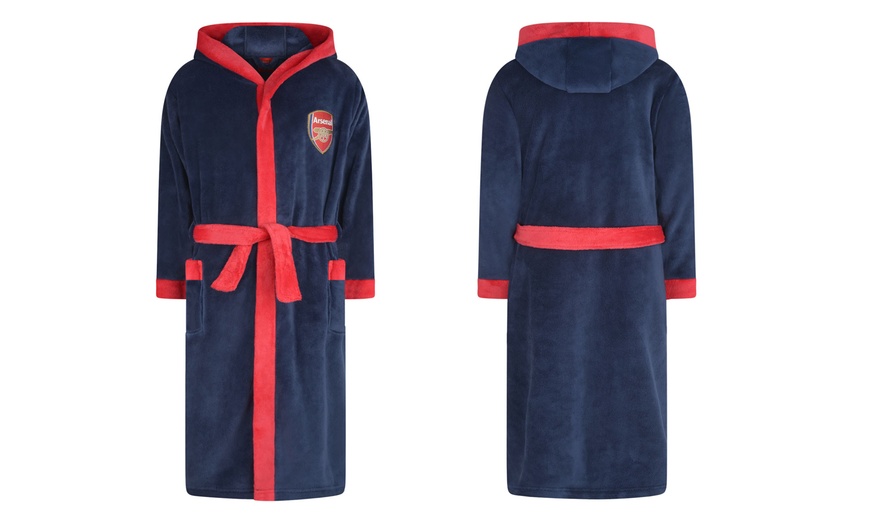 Image 7: Football Team Dressing Gowns