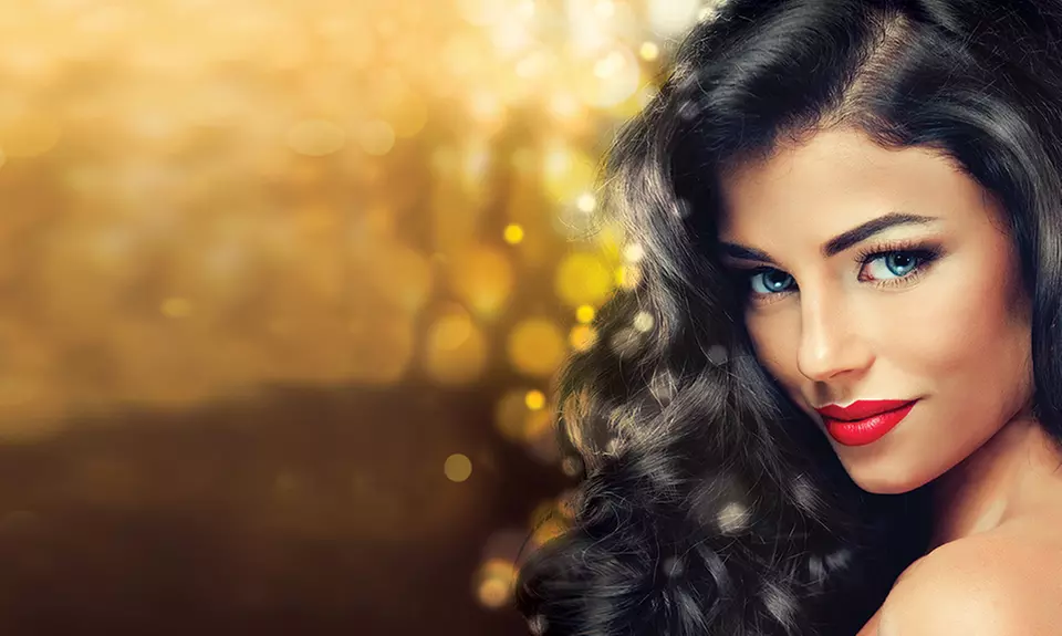 $79 for a Full Set of Eyelash Extensions at Amazing Lash Studio ($250 Value) - Primary Image