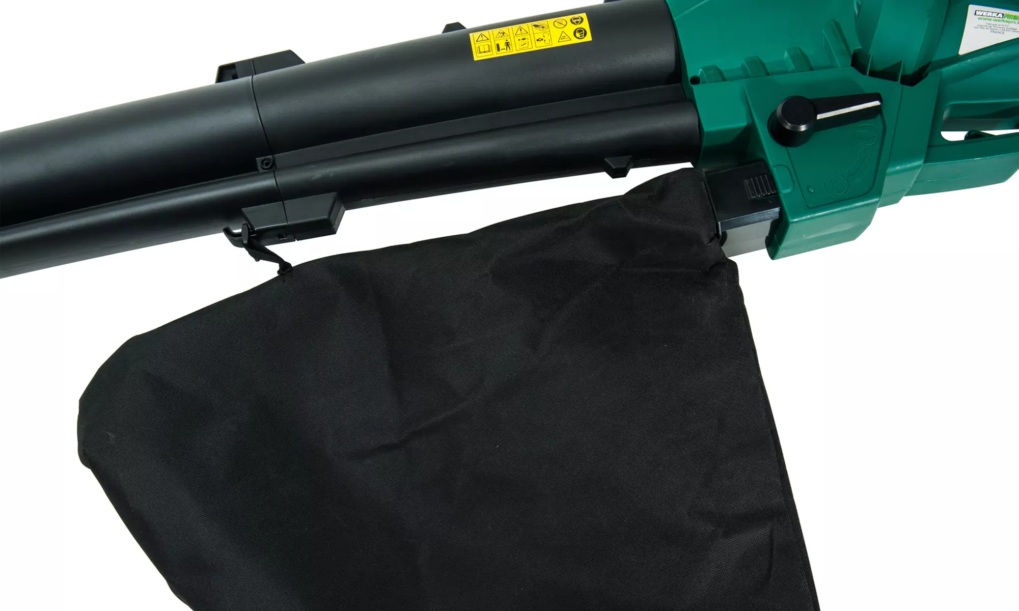 Aspirateur souffleur et broyeur de feuilles équipé de 2 roues - Second Medium