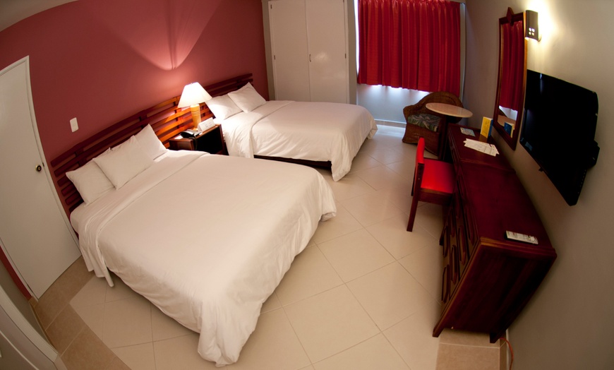 Image 5: ✈ All-Inclusive Decameron Cartagena Stay with Air from Travel by Jen
