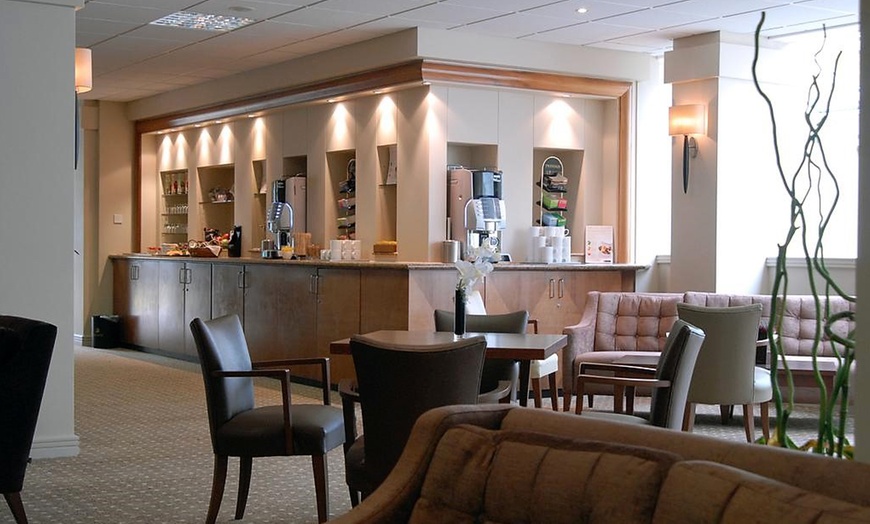 Image 6: Northamptonshire: 4* Stay with Breakfast and Dinner Credit