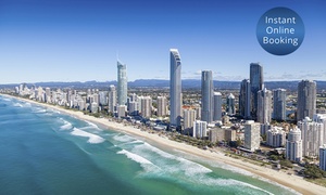 Surfers Paradise: Beach Break with Late Check-Out