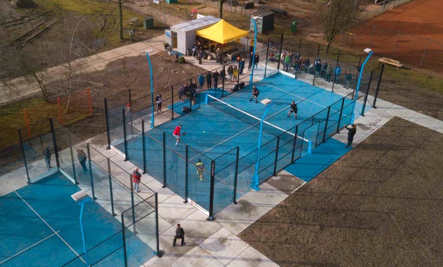 Image 2: Padel spelen in Amsterdam