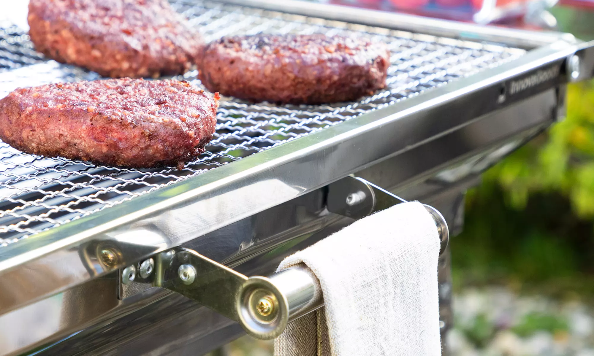 Barbecue de table pliable au charbon de bois InnovaGoods