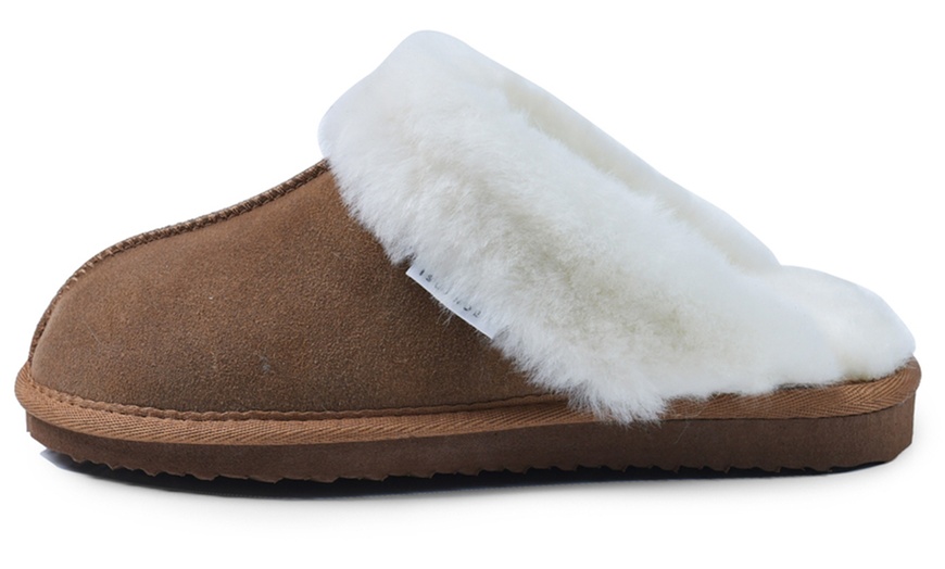 Image 3: Women's Islander Sheepskin Slippers