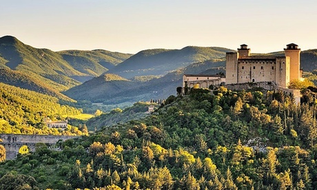 Spoleto: camera Standard con colazione o mezza pensione per 2 presso Arca Street Art Hotel