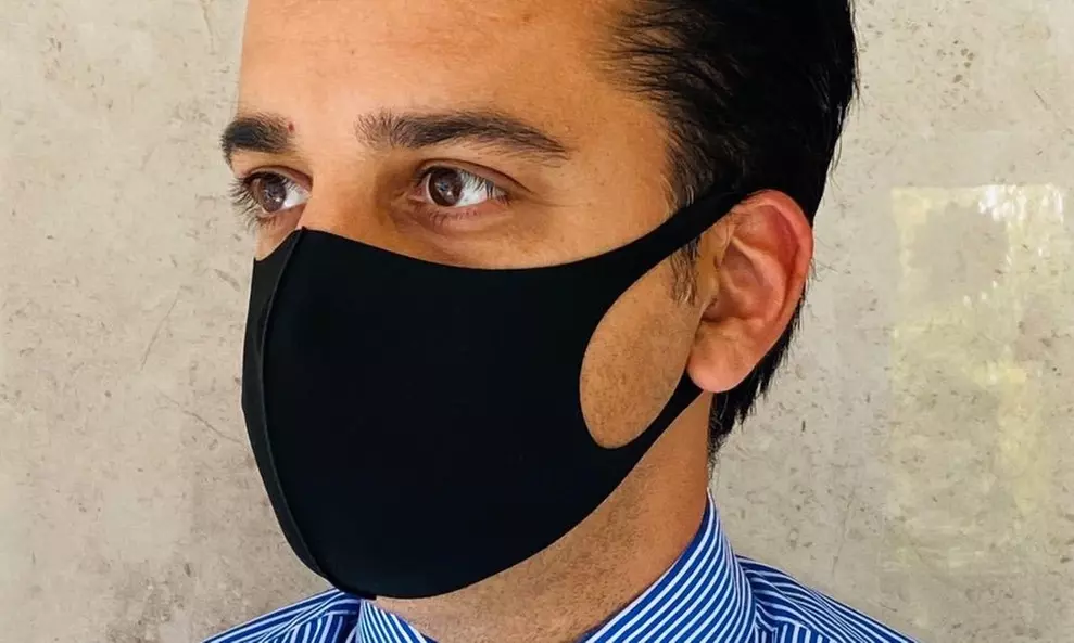 Designer-Stoffmaske oder zertifizierte Schutzmasken KN95 von HMK Masskonfektion (bis zu 51% sparen*) - Primary Image