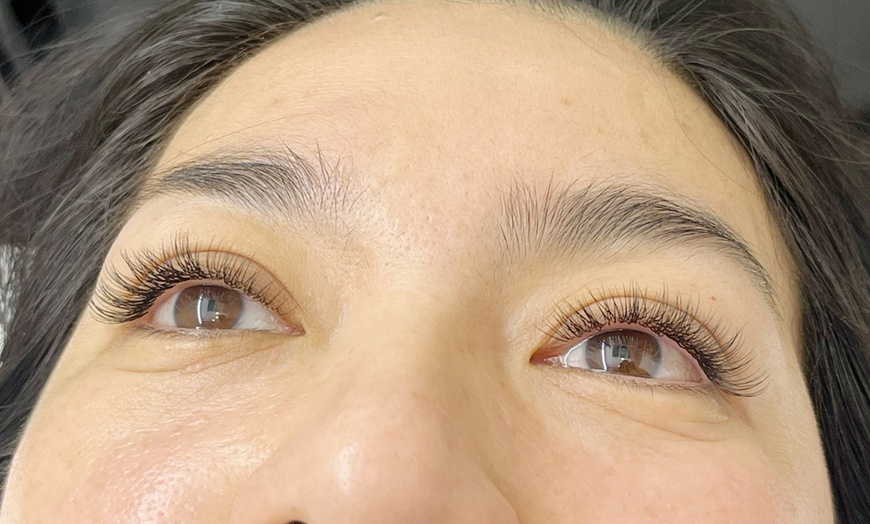 Image 2: Up to 55% Off on Eyelash Extensions at Silklashnbrow