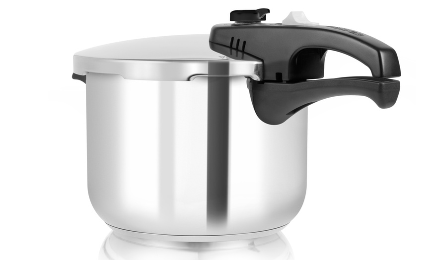 Image 4: Tower 6l Steel Pressure Cooker
