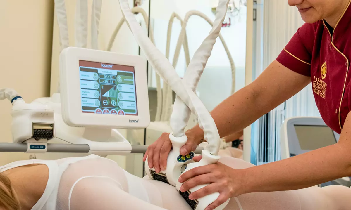 Wyszczuplanie i modelowanie sylwetki urządzeniem Icoone