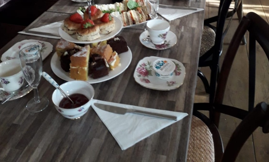 Image 6: Afternoon Tea for Two