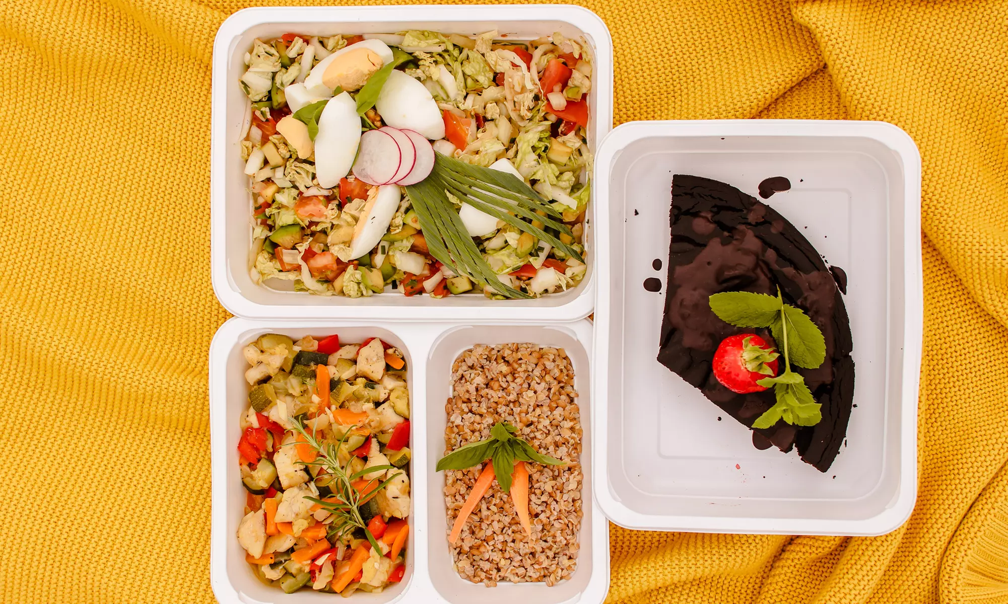 Dieta Balance lub Wege+Fish w dostawie na 3 dni od 109,99 zł i więcej z firmą RzepaFit Catering Dietetyczny (do -36%) - Primary Image