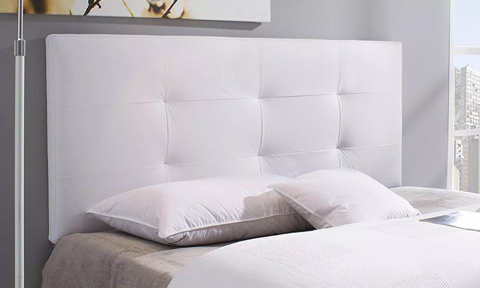 Cabezero de piel sintética modelo Carla, con envío gratuito - Primary Image