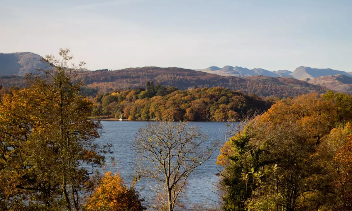4* Lake District: Luxury Stay for 2 with Scenic Lake Cruise