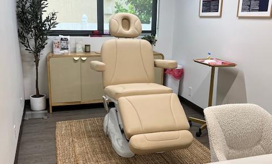 Image 2: Rejuvenate Your Skin with PRP Facial Sessions