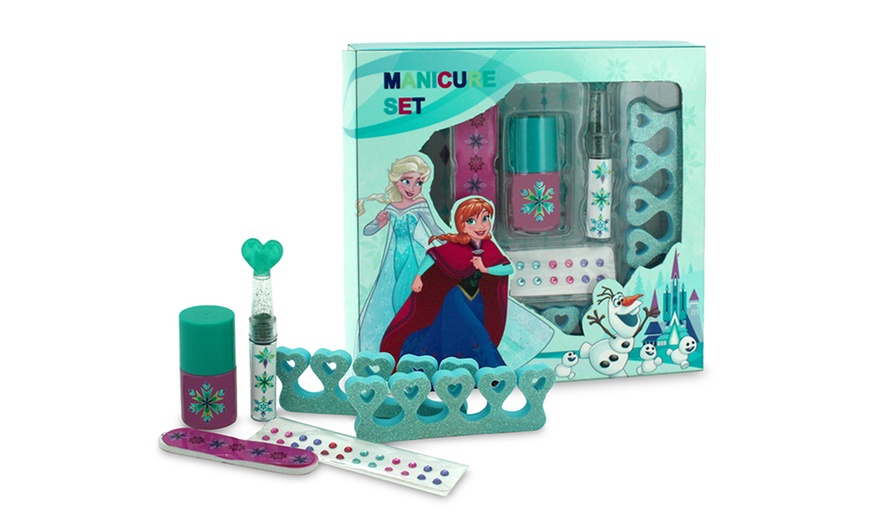 Image 4: Children's Cosmetic Set