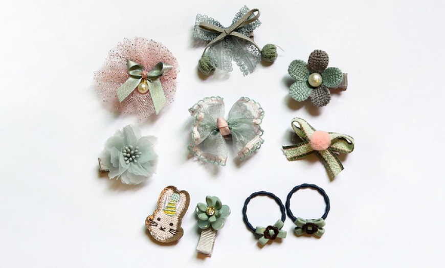 Image 1: Children's Hair Clips