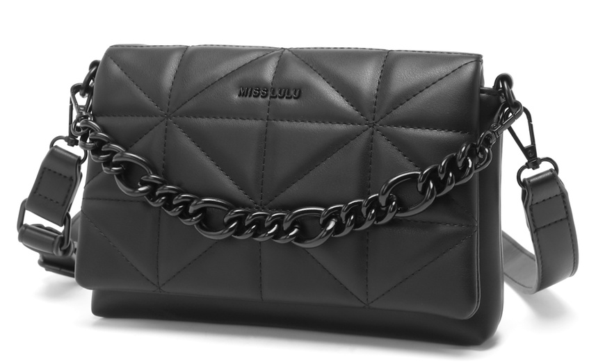 Image 8: Chic Quilted Shoulder Bag With Chain Strap
