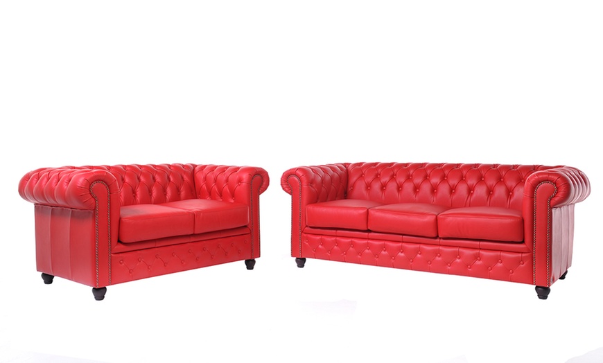 Image 55: Sofas Chesterfield en cuir authentiques 