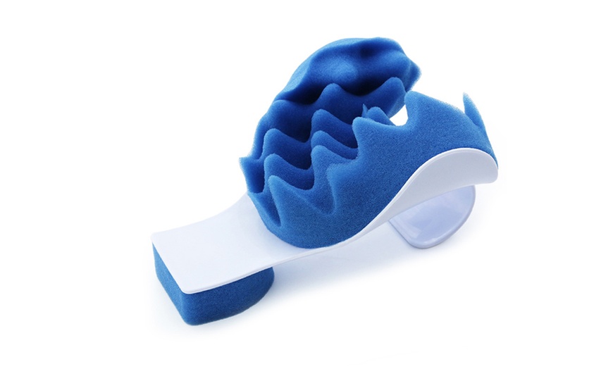 Image 5: Cervical Neck and Shoulder Relax Pillow
