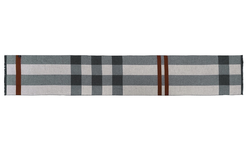 Image 18: Men's Plaid Winter Scarf Warm and Stylish Scarf