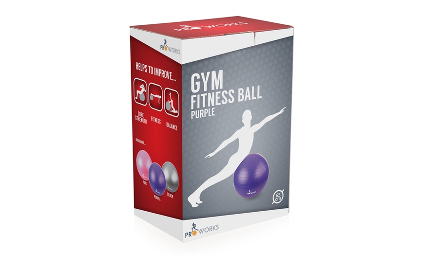 Image 4: Yoga Mat and Fitness Ball Set