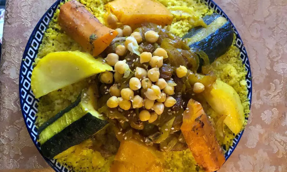 Cocina árabe en el bajo Albayzín para 2 o 4 personas en Tajin Dar