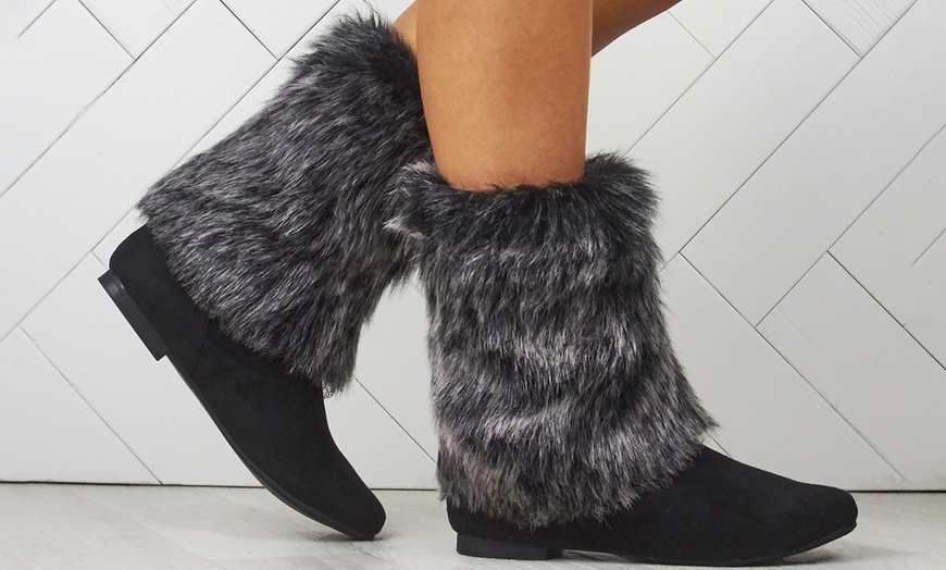 Image 1: Yeti Style Winter Boots
