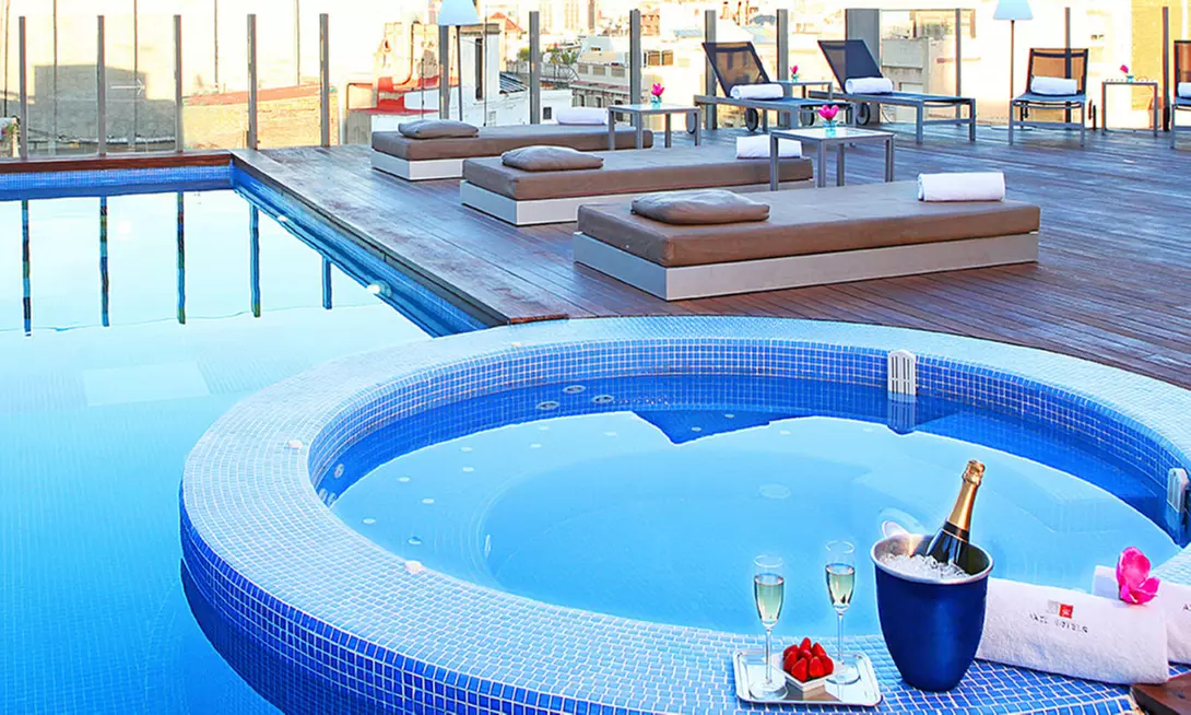 Circuito spa de 90 min para 1 o 2 personas con opción de masaje relax