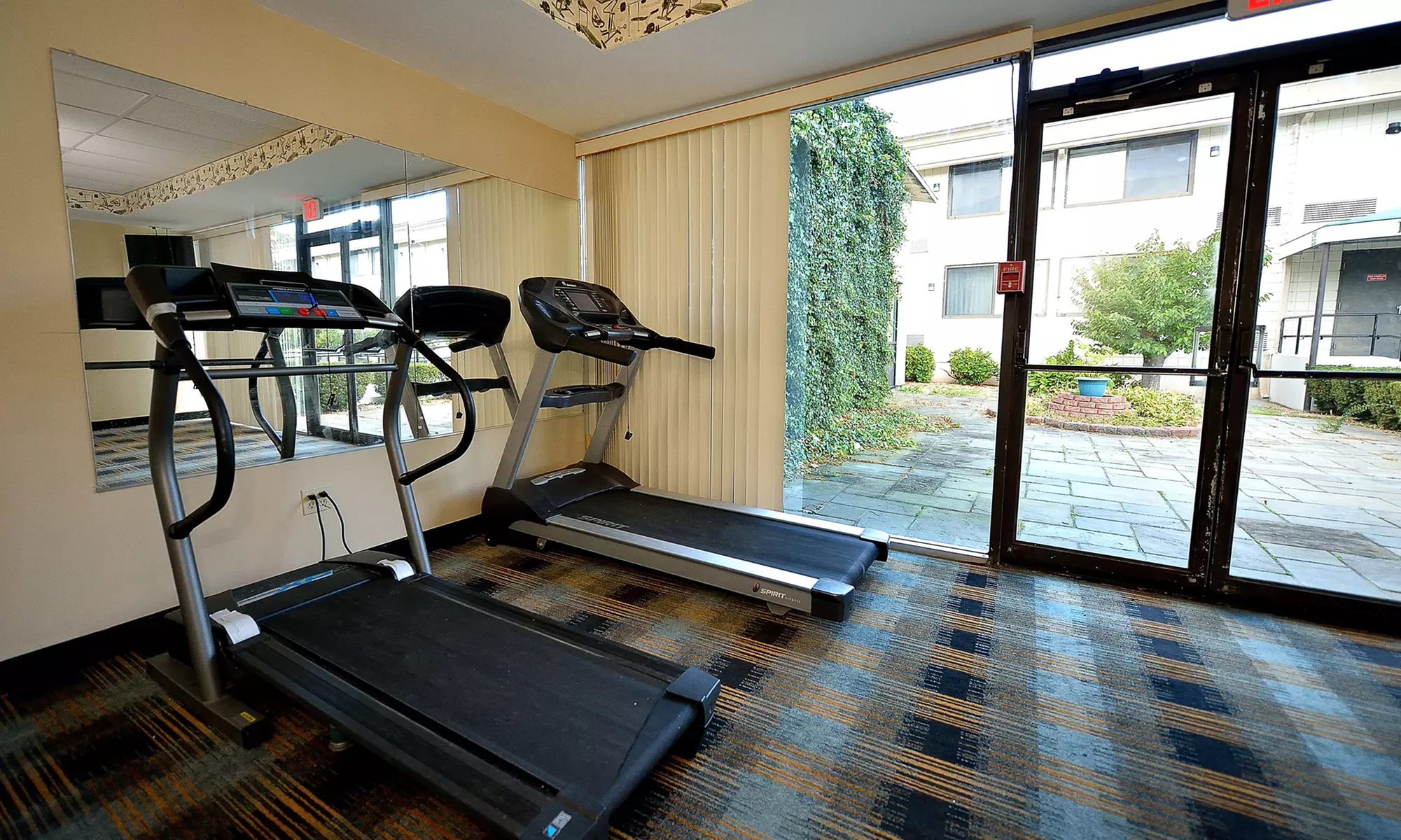 Riverside retreat with pool, fitness center, and on-site dining