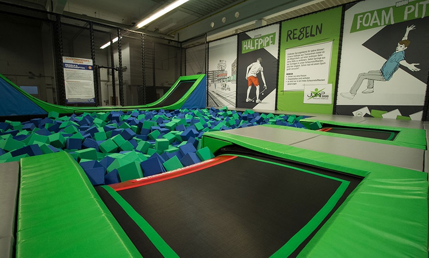 Image 3: Trampolin inkl. Parkour