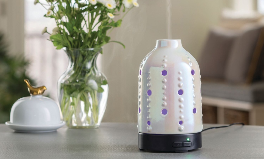 Image 2: Ultrasonic Oil Diffuser