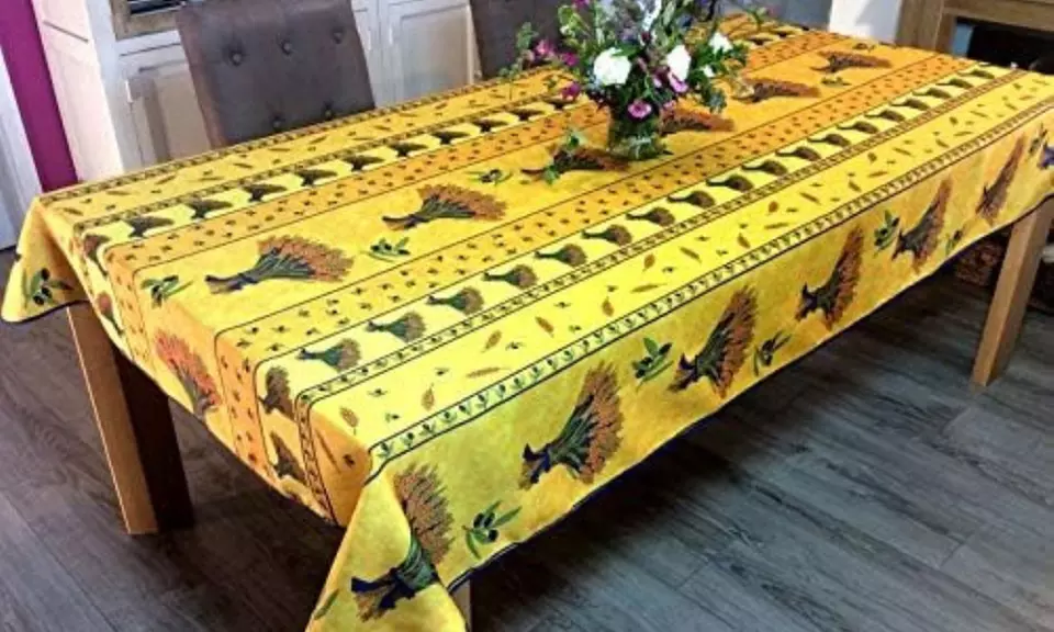 Nappe provençale rectangulaire ou ronde 100 % polyester Promo Linge, dimensions et coloris au choix - Primary Image