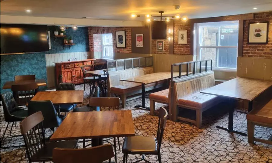 Northumberland: Up to 3 Nights with Breakfast, Wine & Late Checkout