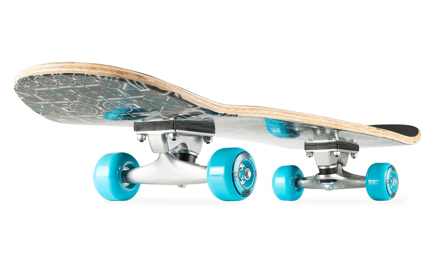 Image 4: Kids Xootz Skateboards