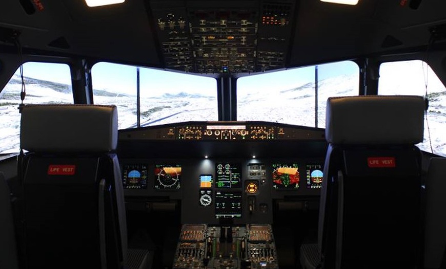 Image 1: A320 Flying Simulator Experience