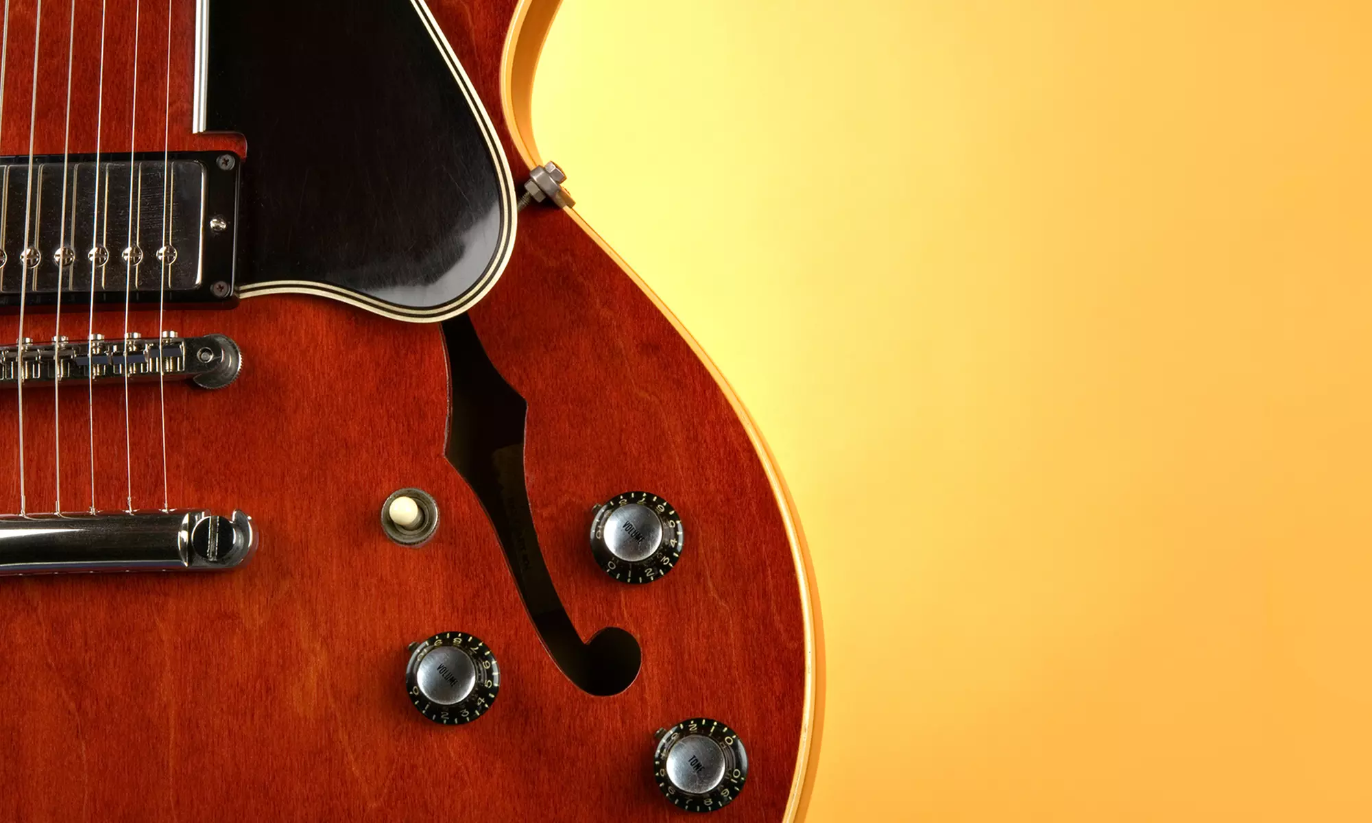 Four 30-Minute or Hourlong Private Guitar Lessons or Four Hourlong Group Lessons at The Guitar Lab (Up to 53% Off) - Primary Image